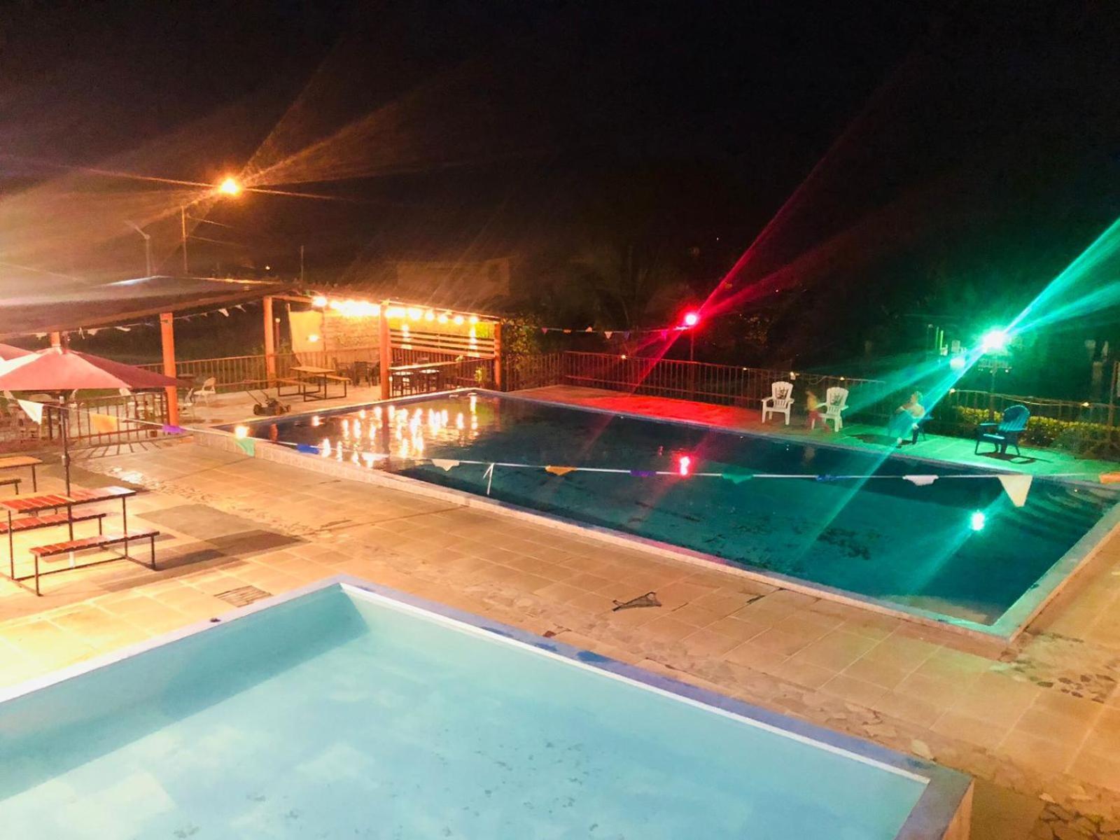 Isabella Hostel And Pool Alto Boquete Екстер'єр фото